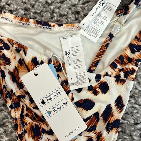 Brand new Cupshe bathing suit! - Picture 3 of 3